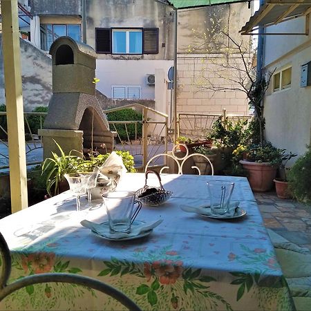 Apartment Marijeta Kaštela Esterno foto